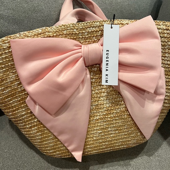 NEW EUGENIA KIM Carlotta Bow embellished Straw Tote In Beige & Pink - Picture 7 of 12
